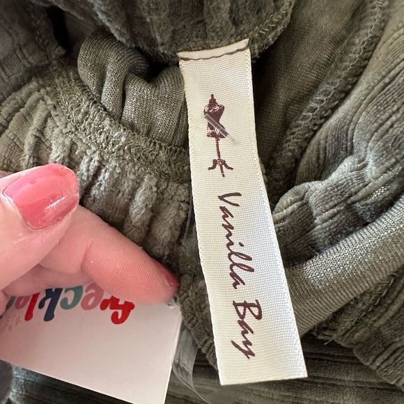 NWT Olive Corduroy Mini Dress with Pocket - Picture 2 of 7